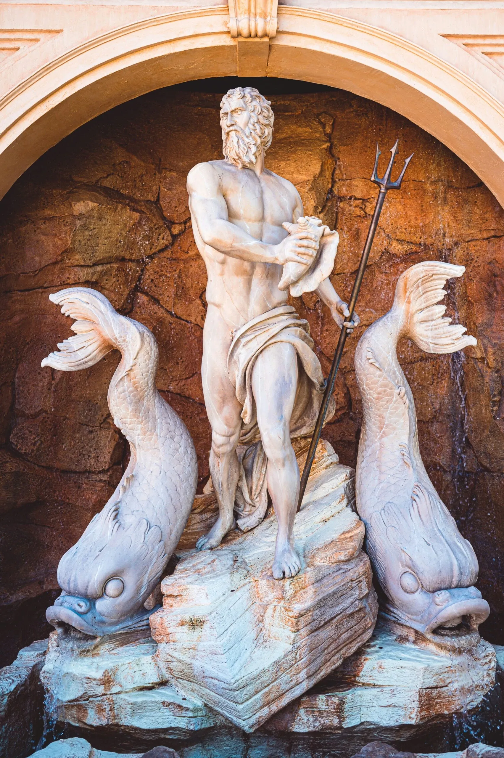 Fontaine statue Poseïdon