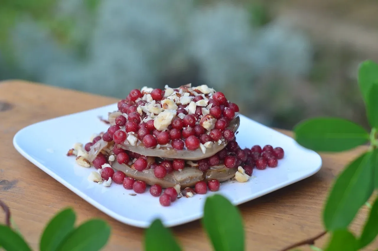 Gâteau Chalef-Akebia préparé à partir des fruit de la forêt
