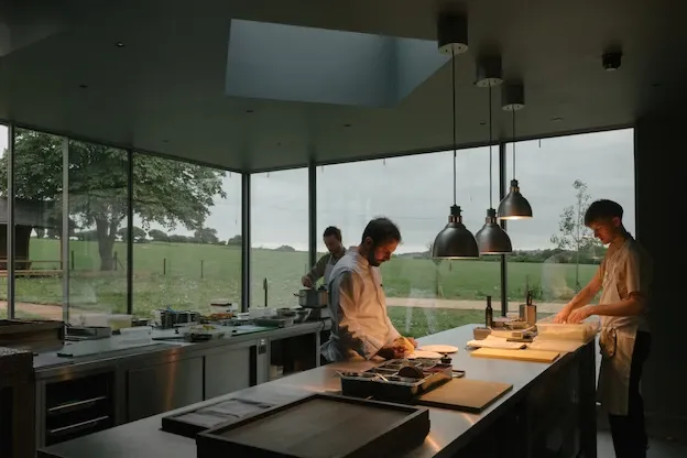 Les chefs du restaurant Osip en cuisine